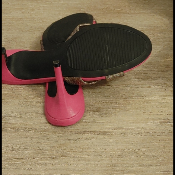 New without tags Rampage sandals - Picture 3 of 3